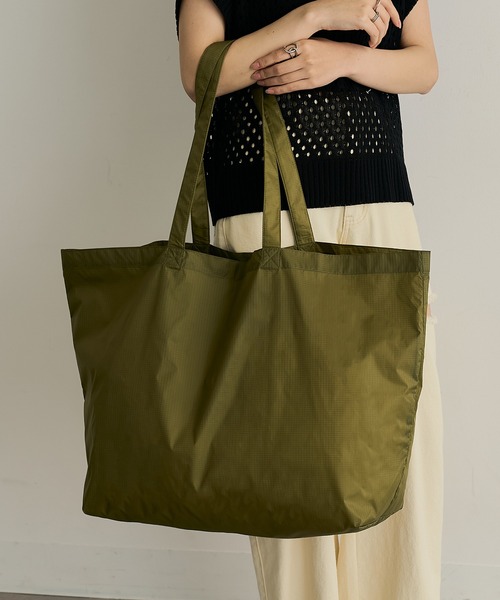 United Athle（ユナイテッドアスレ）の「【United Athle】ライトナイロン リップストップ トートバッグ W 1422（トートバッグ・レディース・ロイヤルブルー/オレンジ/サンドベージュ/ミント/オフホワイト/オリーブ/ネイビー/ブラック・FREE）」の22枚目の写真