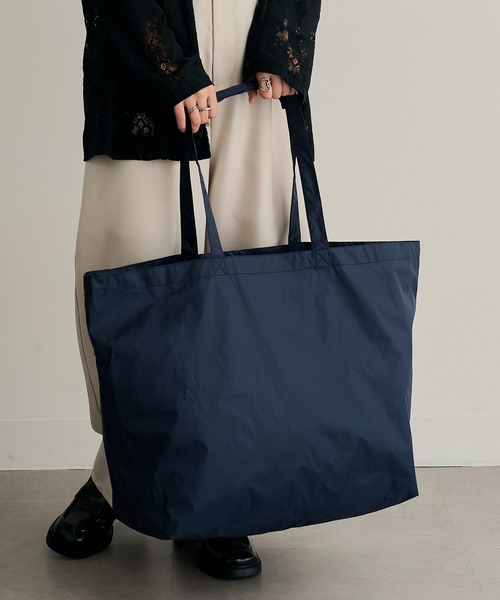 United Athle（ユナイテッドアスレ）の「【United Athle】ライトナイロン リップストップ トートバッグ W 1422（トートバッグ・レディース・ロイヤルブルー/オレンジ/サンドベージュ/ミント/オフホワイト/オリーブ/ネイビー/ブラック・FREE）」の11枚目の写真