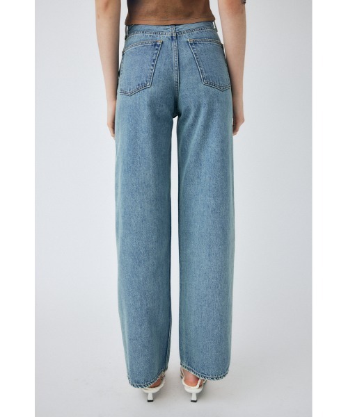 MOUSSY（マウジー）の「HW 90S STRAIGHT（デニムパンツ・レディース・ブルー/ワンウォッシュ/ライトブルー・23inch/24inch/25inch/26inch）」の4枚目の写真