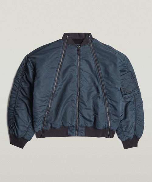 G-STAR（ジースター）の「【Safari Online掲載】UNISEX Macro Balloon Bomber/ユニセックスバルーンシルエットMA1タイプジップディテールオーバーサイズボンバーブルゾン（MA-1・メンズ・ダークブルー/ベージュ系その他・MEDIUM/SMALL/LARGE）」の2枚目の写真