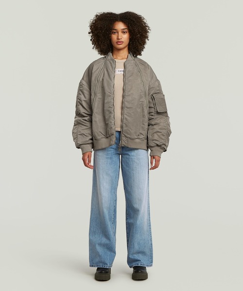 G-STAR（ジースター）の「【Safari Online掲載】UNISEX Macro Balloon Bomber/ユニセックスバルーンシルエットMA1タイプジップディテールオーバーサイズボンバーブルゾン（MA-1・メンズ・ダークブルー/ベージュ系その他・MEDIUM/SMALL/LARGE）」の4枚目の写真