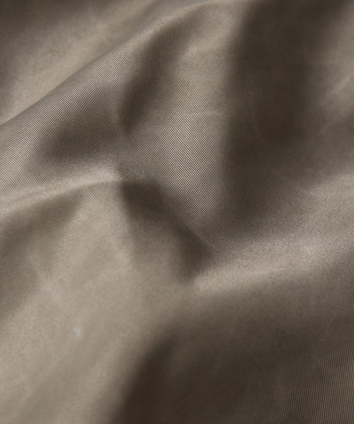 G-STAR（ジースター）の「【Safari Online掲載】UNISEX Macro Balloon Bomber/ユニセックスバルーンシルエットMA1タイプジップディテールオーバーサイズボンバーブルゾン（MA-1・メンズ・ダークブルー/ベージュ系その他・MEDIUM/SMALL/LARGE）」の7枚目の写真