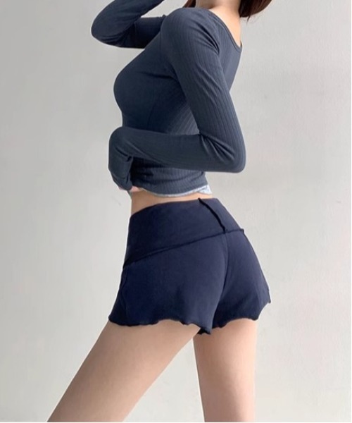 WEGO（ウィゴー）の「WEGO/インナー/ヨガ 柔らかメロウショートパンツ（その他パンツ・レディース・ネイビー/グレー/アイボリー・MEDIUM/LARGE）」の6枚目の写真