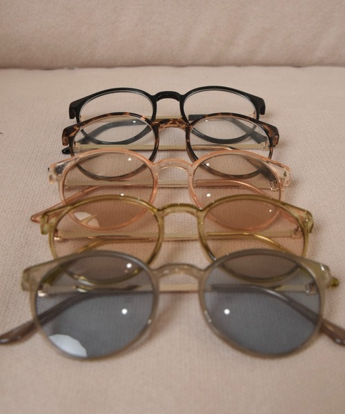 lawgy(ラウジー)の「color boston frame sunglasses / カラーボストンフレームサングラス(サングラス・レディース・ブラック/ブルーグレー/ブラウン系その他/カーキ/ライトオレンジ系・FREE)」の20枚目の写真