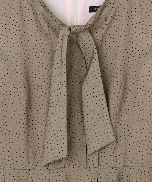 TOCCA（トッカ）の「TALKATIVE DOTS ドレス（ワンピース・レディース・ブラウン系5/ブラック系5・0/2/4/6）」の14枚目の写真