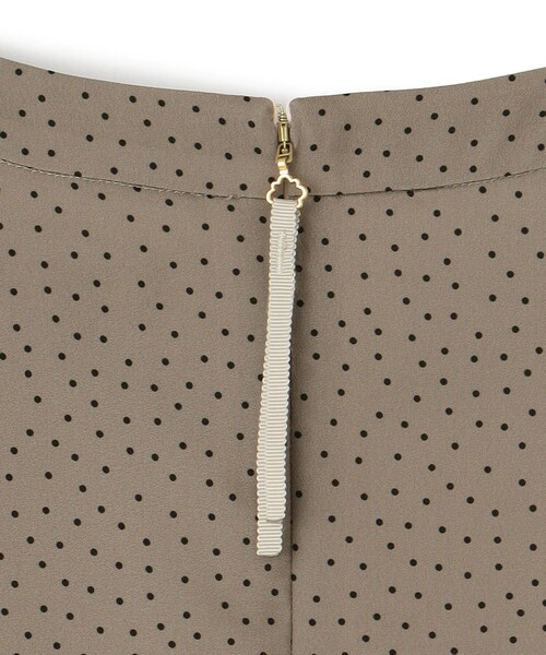 TOCCA（トッカ）の「TALKATIVE DOTS ドレス（ワンピース・レディース・ブラウン系5/ブラック系5・0/2/4/6）」の17枚目の写真