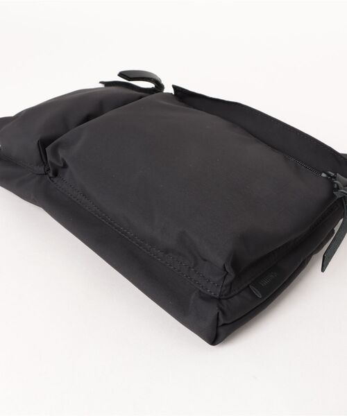 UNTRACK(アントラック)の「UNTRACK CITY/3LS ショルダーバッグ サコッシュ 60372(ショルダーバッグ・メンズ・ブラック/ベージュ/カーキ・FREE)」の6枚目の写真