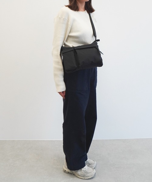 UNTRACK(アントラック)の「UNTRACK CITY/3LS ショルダーバッグ サコッシュ 60372(ショルダーバッグ・メンズ・ブラック/ベージュ/カーキ・FREE)」の14枚目の写真