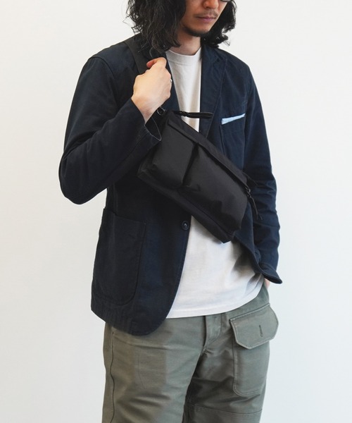 UNTRACK(アントラック)の「UNTRACK CITY/3LS ショルダーバッグ サコッシュ 60372(ショルダーバッグ・メンズ・ブラック/ベージュ/カーキ・FREE)」の19枚目の写真