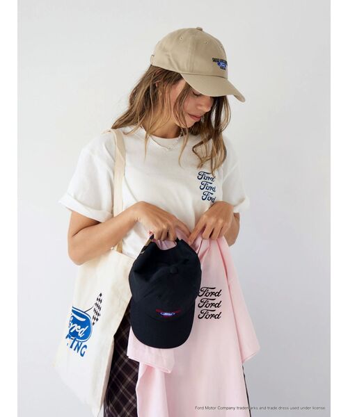 Ungrid(アングリッド)の「Fordロゴキャップ(キャップ・レディース・ベージュ/ブラック・FREE)」の7枚目の写真