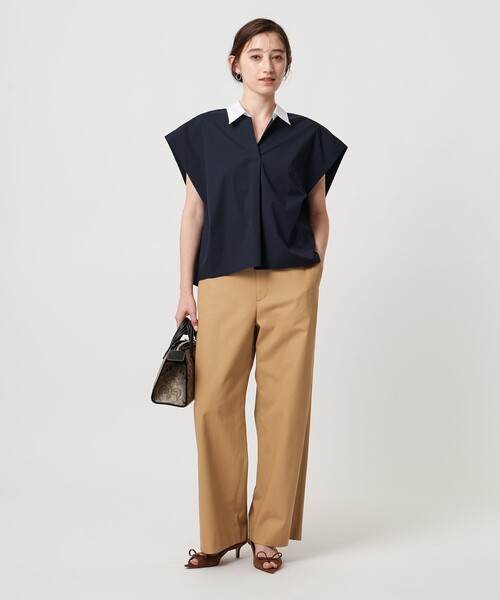 UNITED ARROWS（ユナイテッドアローズ）の「コットン チノパンツ（チノパンツ・レディース・ベージュ・36/38/40）」の2枚目の写真