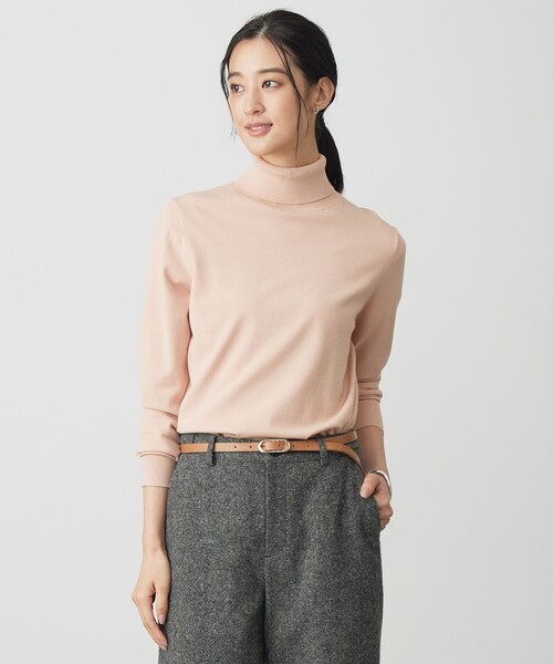 J.PRESS Ladies(J.プレス レディス)の「【人気のため新色追加】PRINCE タートルネック ニット(ニット/セーター・レディース・ブラック系/ベージュ系/ピンク系/ホワイト系/ライトグレー系/ダルブルー系/ベージュ系1/ライトグリーン/ふじ色系/ピンク系2・SMALL)」の10枚目の写真