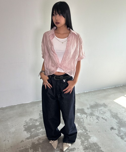 .KOM(ドットコム)の「A'GEM/9 × .kom 『.KOMZ/ドットケーオーエムゼット』シアー素材シャツ×リブタンクトップ×チェーンSET(シャツ/ブラウス・レディース・ピンク/オフホワイト/ライトブルー・FREE)」の16枚目の写真