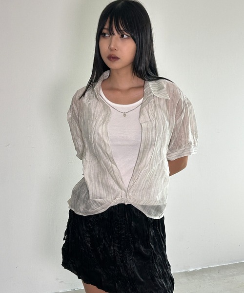 .KOM(ドットコム)の「A'GEM/9 × .kom 『.KOMZ/ドットケーオーエムゼット』シアー素材シャツ×リブタンクトップ×チェーンSET(シャツ/ブラウス・レディース・ピンク/オフホワイト/ライトブルー・FREE)」の5枚目の写真