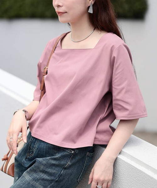 GOLDJAPAN（ゴールドジャパン）の「クロップド丈ワイドスクエアネックTシャツ【大きいサイズ対応】（Tシャツ/カットソー・レディース・グレー/オフホワイト/ブラック/ブラウン/ラベンダー・LL/3L/4L/5L）」の5枚目の写真