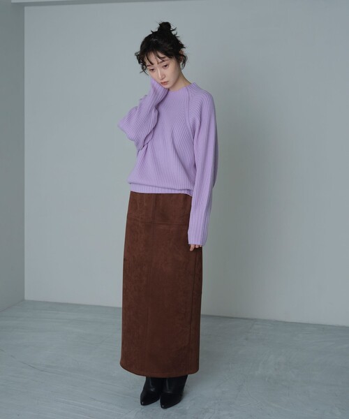 EMMEL REFINES(エメルリファインズ)の「<EMMEL REFINES>EM リブ ボトルネック ニットプルオーバー(ニット/セーター・レディース・オフホワイト/レッド/ライラック・FREE)」の4枚目の写真