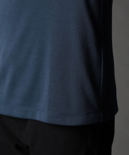 NICOLE CLUB FOR MEN(ニコルクラブフォーメン)の「ロゴ刺繍長袖Tシャツ(Tシャツ/カットソー・メンズ・オフホワイト/ブラック/アッシュグレー/ブルー系・MEDIUM/LARGE/X-LARGE)」の18枚目の写真