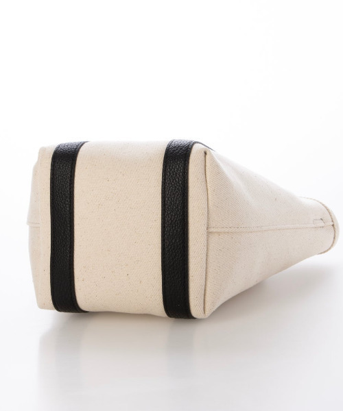 cache cache(カシュ カシュ)の「カシュカシュ cachecache / 2ショルダー付きキャンバストートバッグ(トートバッグ・レディース・ブラック/グレー/ベージュ・FREE)」の5枚目の写真