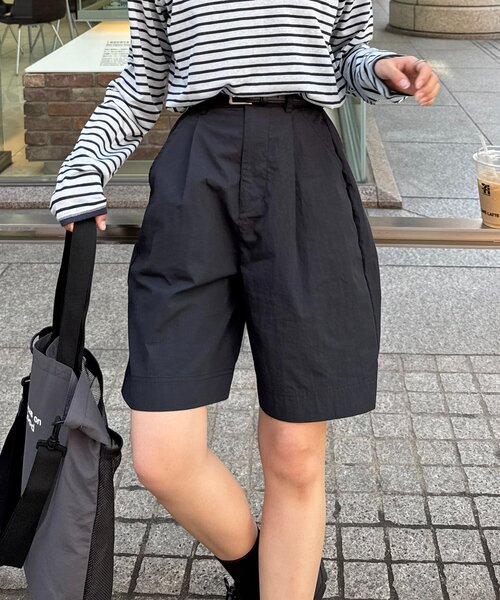 CPCM(シーピーシーエム)の「冷感タックショートパンツ(その他パンツ・レディース・ベージュ/アイボリー/ブラック・FREE)」の2枚目の写真