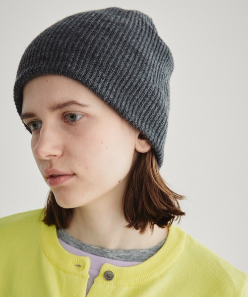 Auntie Rosa Holiday(アンティローザホリデー)の「リブニットワッチ(ニットキャップ/ビーニー・レディース・ブラック/グレー・FREE)」の2枚目の写真