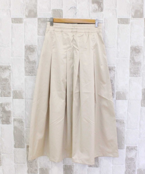 THE NORTH FACE(ザノースフェイス)の「サテンフレアスカート W'S SATIN FLARE SKIRT White Label Korea Line(スカート・レディース・ブラック/ライトベージュ・S/M/L/XL)」の12枚目の写真