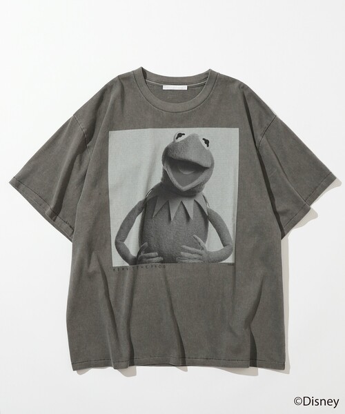 Firsthand（ファーストハンド）の「Firsthand/ファーストハンド The Muppets / ザ・マペッツ　THE MUPPETS / PHOTO / フロントプリント 半袖Tシャツ（Tシャツ/カットソー・メンズ・オフホワイト/チャコールグレー・M/L）」の2枚目の写真