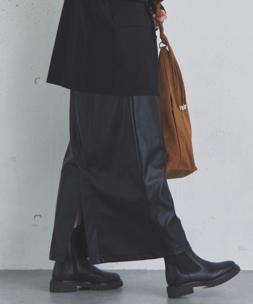 Doux archives（ドゥアルシーヴ）の「本革サイドゴアショートブーツ（ブーツ・レディース・ブラック・24.5/23.5）」の15枚目の写真