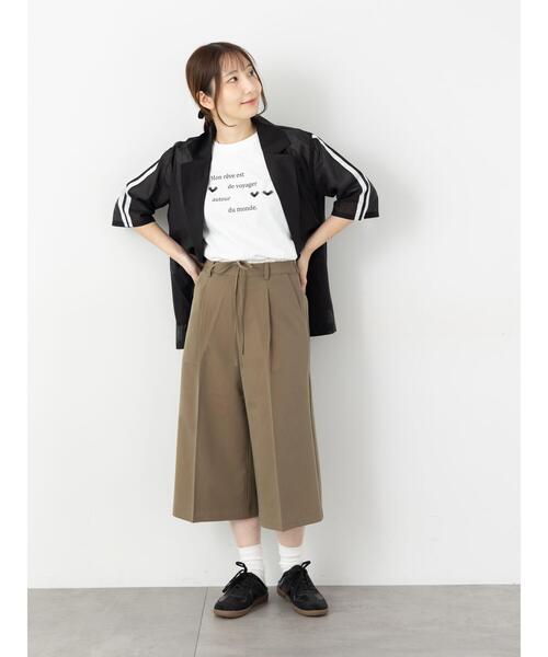 Te chichi TERRASSE(テチチテラス)の「ライン入りシアージャケット(ノーカラージャケット・レディース・グレー/ブラック/カーキ・F)」の5枚目の写真