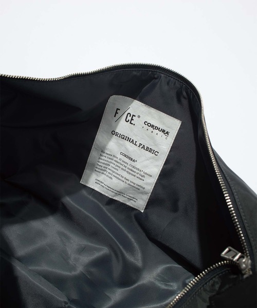 F/CE. （エフシーイー）の「F/CE. 420 re/cor 2WAY SHOULDER TOTE / エフシーイー 420 re/cor 2WAY ショルダートート（ショルダーバッグ・メンズ・グレー/ブラック・FREE）」の14枚目の写真