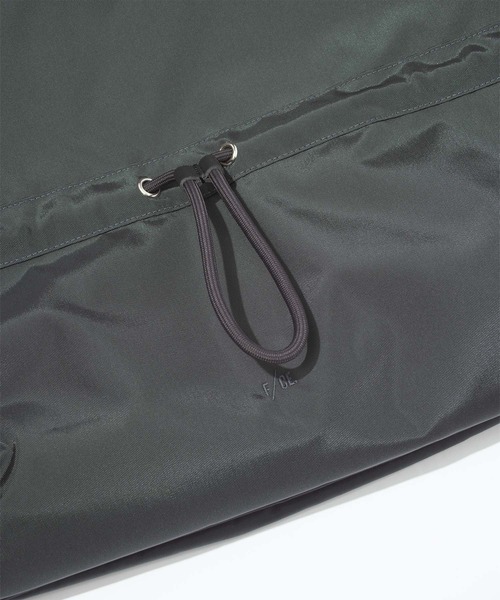 F/CE. （エフシーイー）の「F/CE. 420 re/cor 2WAY SHOULDER TOTE / エフシーイー 420 re/cor 2WAY ショルダートート（ショルダーバッグ・メンズ・グレー/ブラック・FREE）」の8枚目の写真