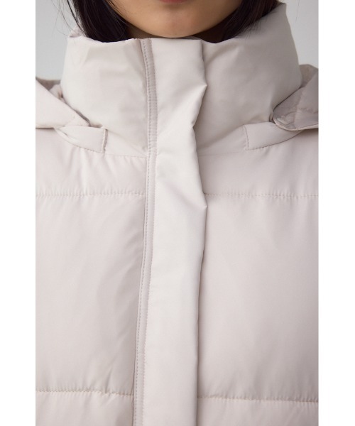 AZUL by moussy（アズールバイマウジー）の「B-HEAT フード付き中綿ジャケット（ブルゾン・レディース・アイボリー/ブラック・SMALL/MEDIUM）」の9枚目の写真