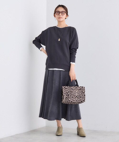 INDIVI（インディヴィ）の「【洗える/体型カバー】美シルエットニット（ニット/セーター・レディース・パープル/ライトパープル/オフホワイト/チャコールグレー/ブラウン系・05/13/15 /34/38/19）」の15枚目の写真