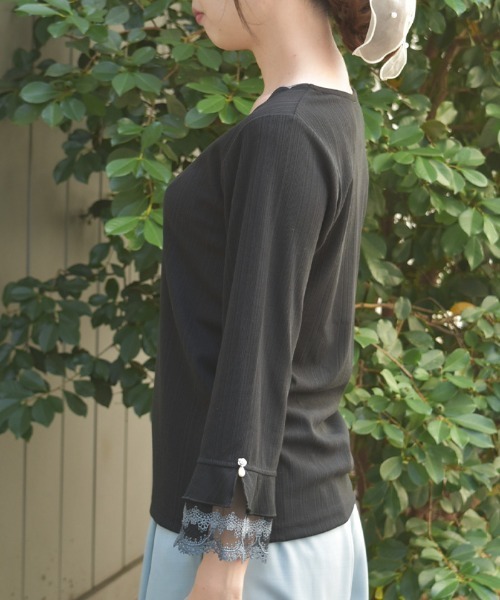 axes femme（アクシーズファム）の「カラー刺繍チュールレースプルオーバー（Tシャツ/カットソー・レディース・ブルー/ワイン/ブラック/ホワイト・FREE）」の6枚目の写真