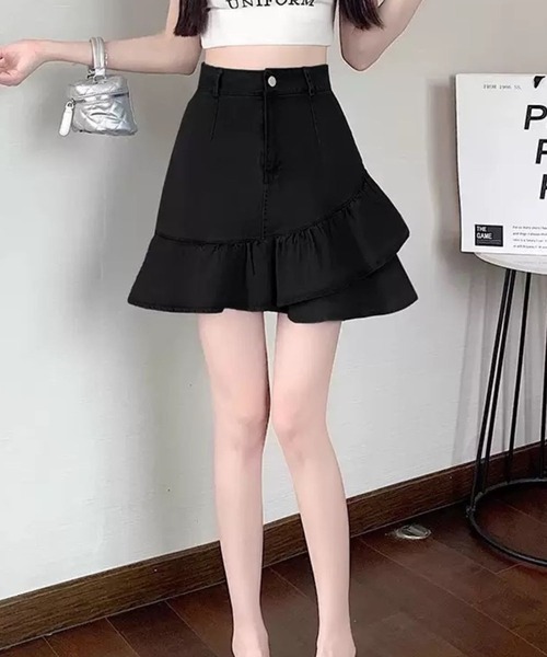 SPIGA(スピーガ)の「バイヤスフリルミニスカート(スカート・レディース・ブラック/ホワイト/ベージュ・SMALL/MEDIUM/LARGE/X-LARGE)」の6枚目の写真