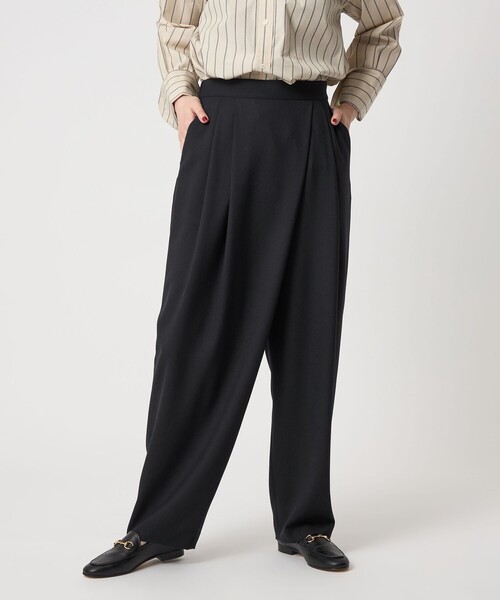 conte＞ビエラ アシンメトリー タックパンツ（その他パンツ）｜conte