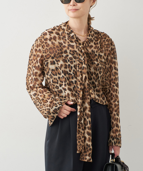 Deuxieme Classe(ドゥーズィエムクラス)の「【THELAURENT】 LEOPARD SWIPON BLOUSE(シャツ/ブラウス・レディース・ブラウン・FREE)」の2枚目の写真