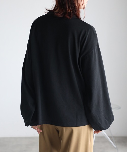 Fizz(フィズ)の「モックネックボリュームスリーブロンT(Tシャツ/カットソー・レディース・イエロー/ホワイト/ブラック/ホワイト×ブラック/カーキ・M)」の9枚目の写真