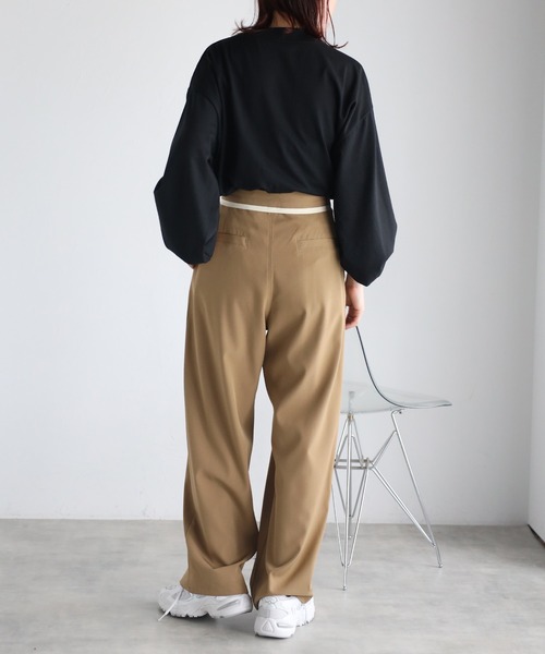 Fizz(フィズ)の「モックネックボリュームスリーブロンT(Tシャツ/カットソー・レディース・イエロー/ホワイト/ブラック/ホワイト×ブラック/カーキ・M)」の6枚目の写真