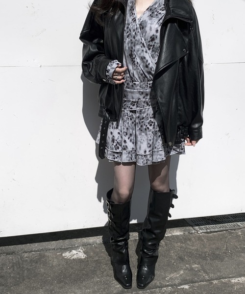 VEILA（ヴェイラ）の「フェイクレザーアシンメトリージップジャケット（その他アウター・レディース・ブラック・フリー）」の9枚目の写真