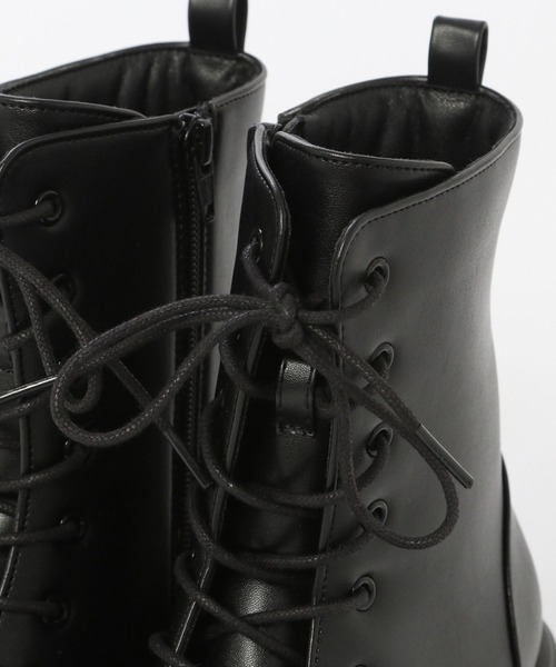 GLOBAL WORK（グローバルワーク）の「撥水レースアップブーツ/598105（ブーツ・キッズ・ブラック・24cm/23cm/22cm/21cm）」の2枚目の写真