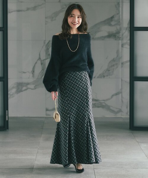 La boutique BonBon ヘアリーウールカシミヤ混オフショルニット 大人っ