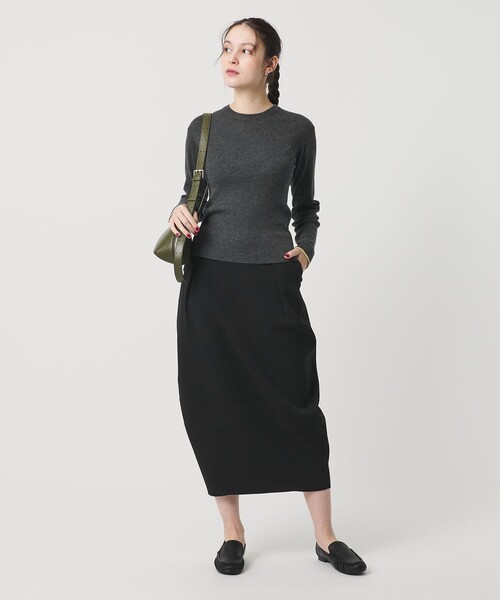 BEAUTY&YOUTH UNITED ARROWS（ビューティーアンドユースユナイテッドアローズ）の「【WEB限定】ポリエステル コクーンニットスカート ウォッシャブル（スカート・レディース・グレー系/ブラック/ダークブラウン・FREE）」の8枚目の写真