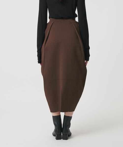 BEAUTY&YOUTH UNITED ARROWS（ビューティーアンドユースユナイテッドアローズ）の「【WEB限定】ポリエステル コクーンニットスカート ウォッシャブル（スカート・レディース・グレー系/ブラック/ダークブラウン・FREE）」の14枚目の写真