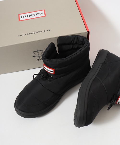 HUNTER イン/アウト コージー パフ サイド ベント ブーティー（ブーツ