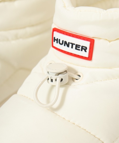 HUNTER（ハンター）の「HUNTER イン/アウト コージー パフ サイド ベント ブーティー（ブーツ・レディース・ブラック/オフホワイト・22cm/25cm/23cm/24cm）」の7枚目の写真