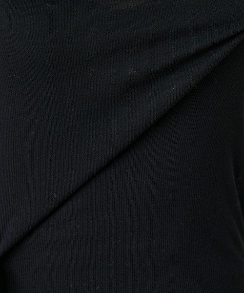 INED（イネド）の「コーコランモダールテレコ タートルネックカットソー（Tシャツ/カットソー・レディース・グレー/オフホワイト/ブラック・11号/9号）」の18枚目の写真