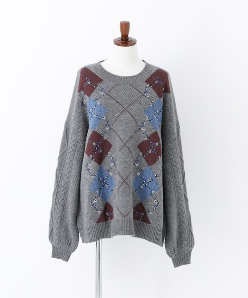 somari imagination(ソマリ イマジネーション)の「『花柄刺繍アーガイルジャカードニット』(ニット/セーター・レディース・ネイビー/杢グレー・FREE)」の6枚目の写真