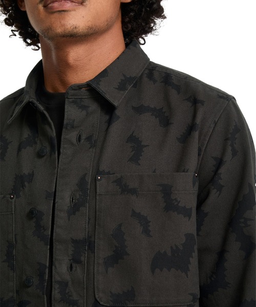 VOLCOM(ボルコム)の「VOLCOM FA JJ VILLARD LS/ボルコム総柄長袖シャツ(シャツ/ブラウス・メンズ・グレー系その他・MEDIUM/LARGE)」の5枚目の写真