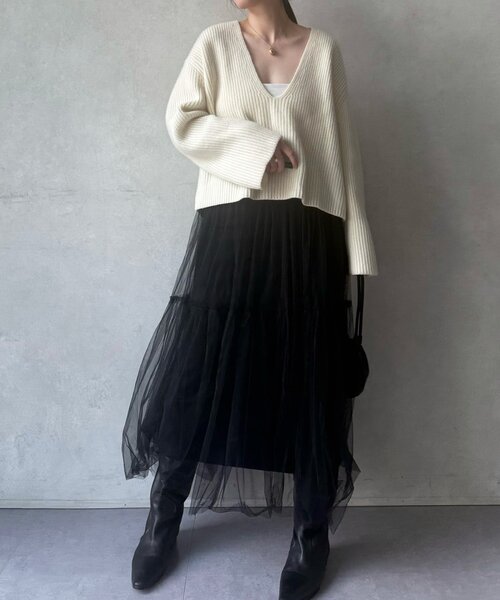 BEARDSLEY（ビアズリー）の「Vネック畦プルオーバー（ニット/セーター・レディース・ホワイト/キャメル・FREE）」の3枚目の写真