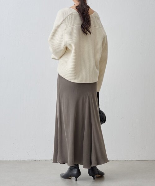 BEARDSLEY（ビアズリー）の「Vネック畦プルオーバー（ニット/セーター・レディース・ホワイト/キャメル・FREE）」の10枚目の写真